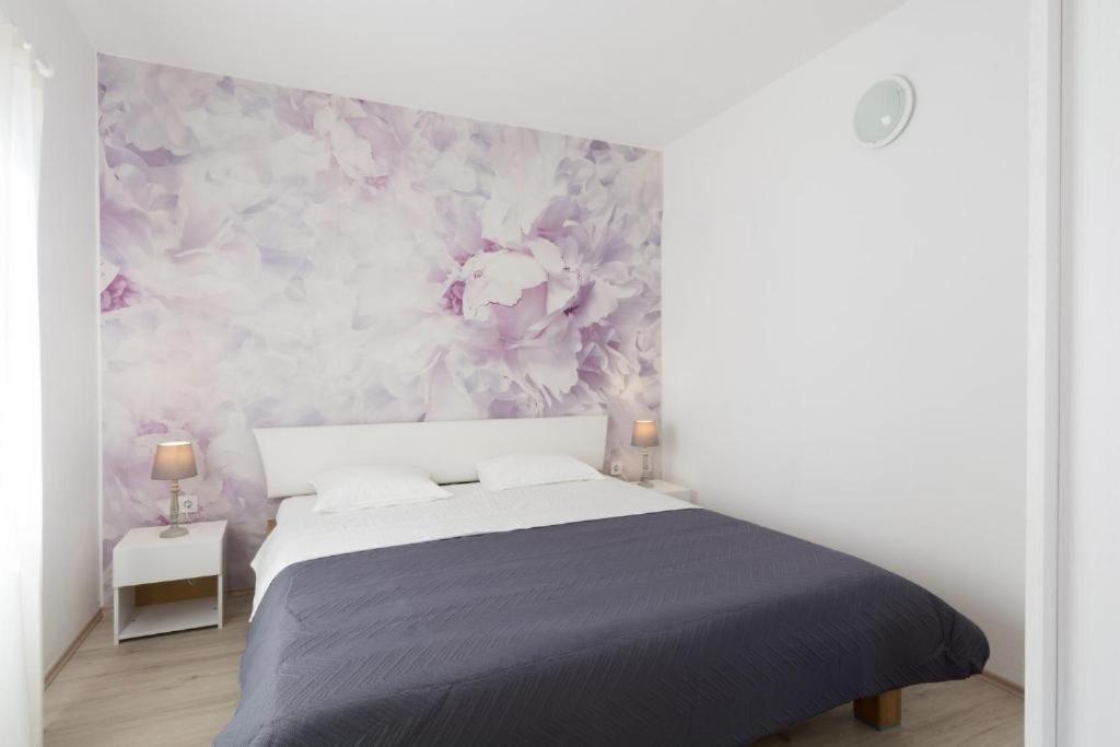 Apartment Tomislav Вир Екстер'єр фото