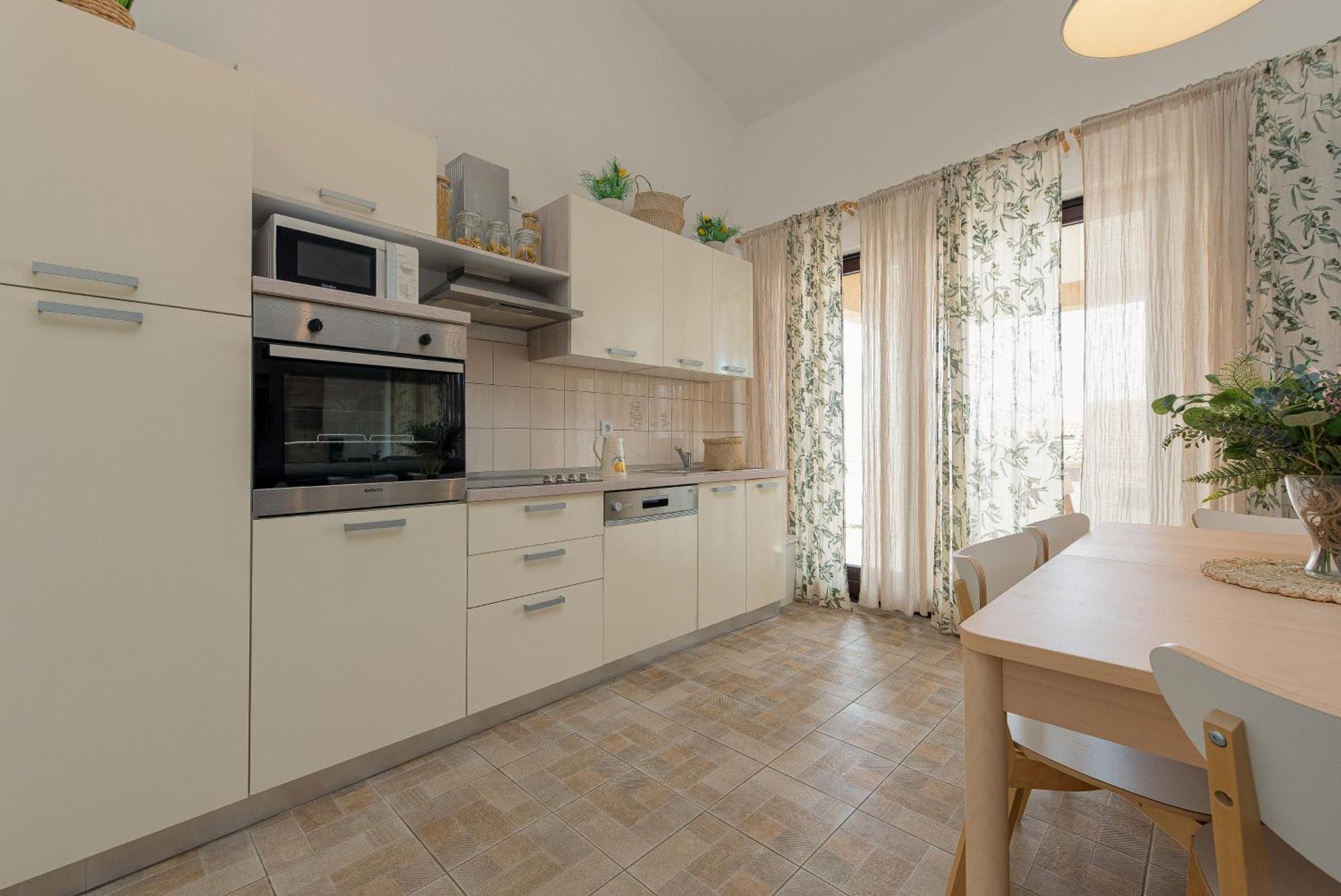 Apartment Tomislav Вир Екстер'єр фото