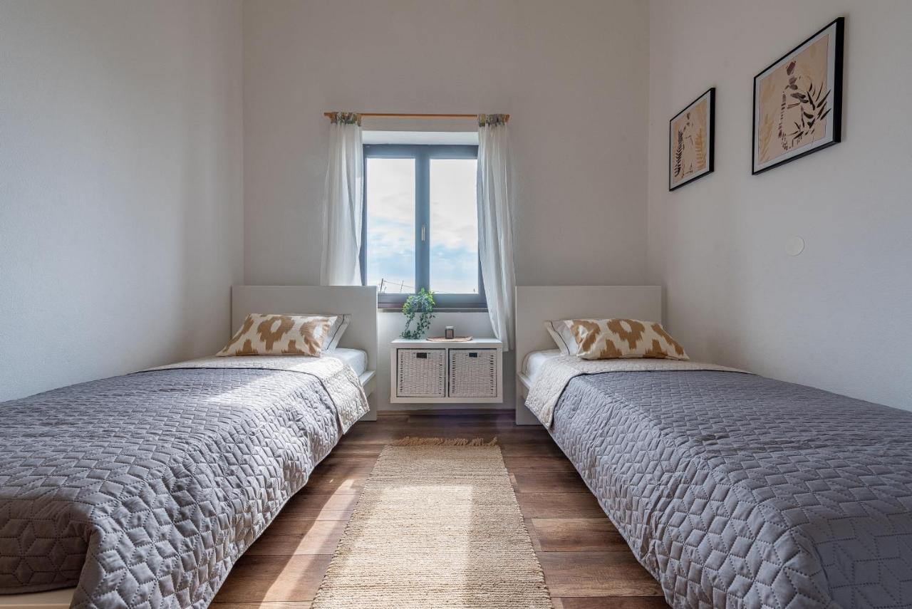 Apartment Tomislav Вир Екстер'єр фото